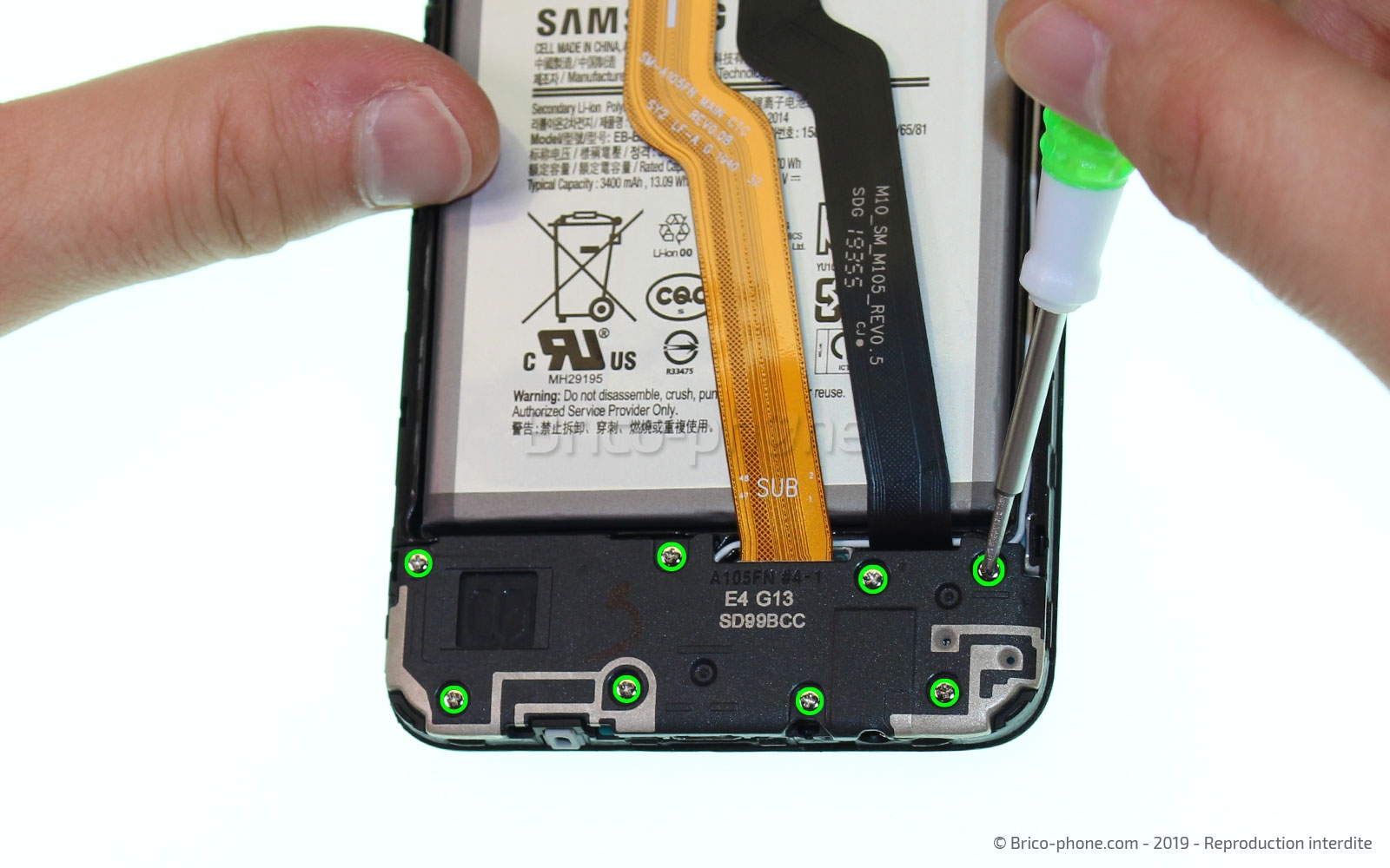 Changement du connecteur de charge  sur Galaxy A10 photo 1